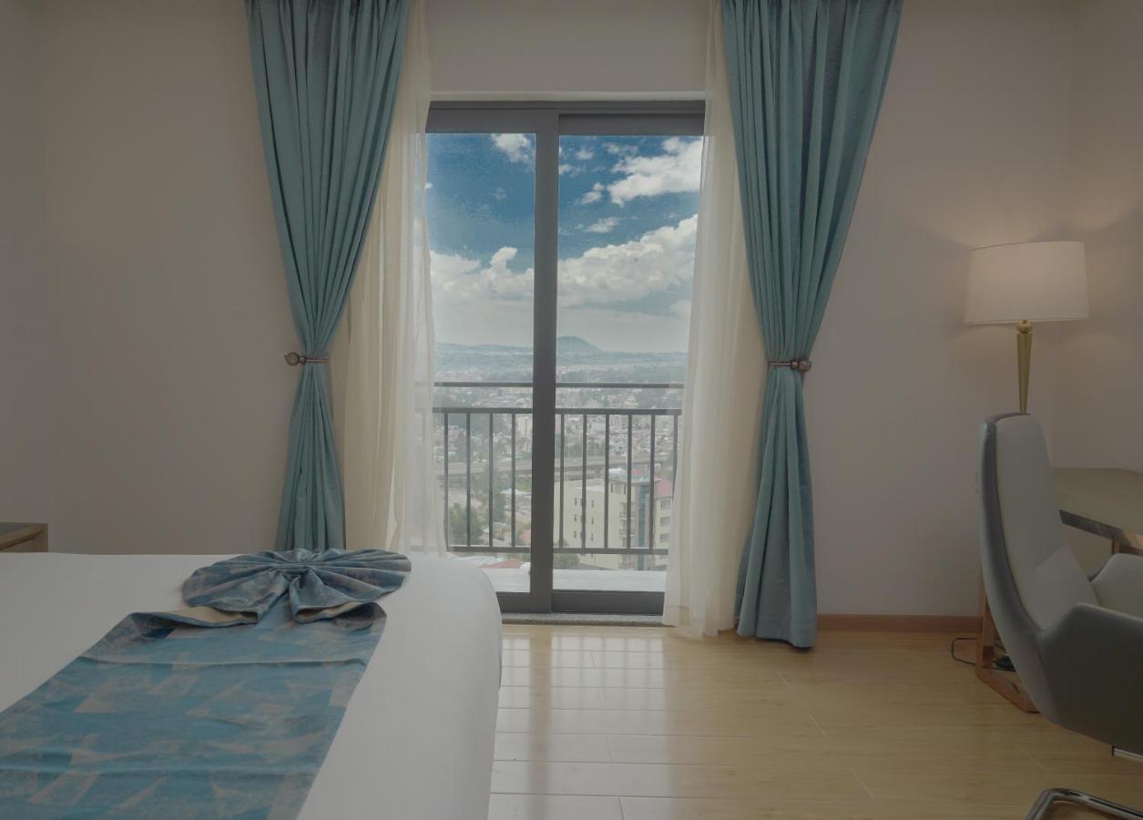 Stay Easy Plus Hotel แอดดิสอาบาบา ภายนอก รูปภาพ